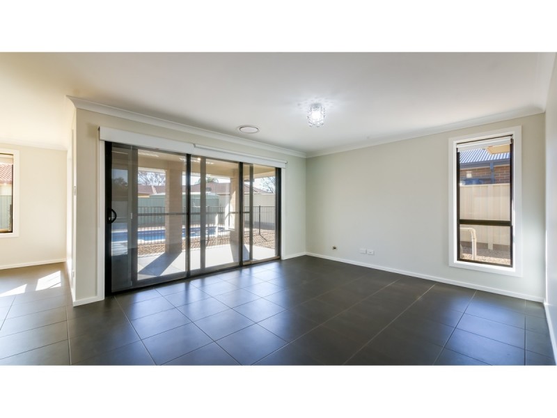 16 Volta Avenue, Dubbo NSW 2830