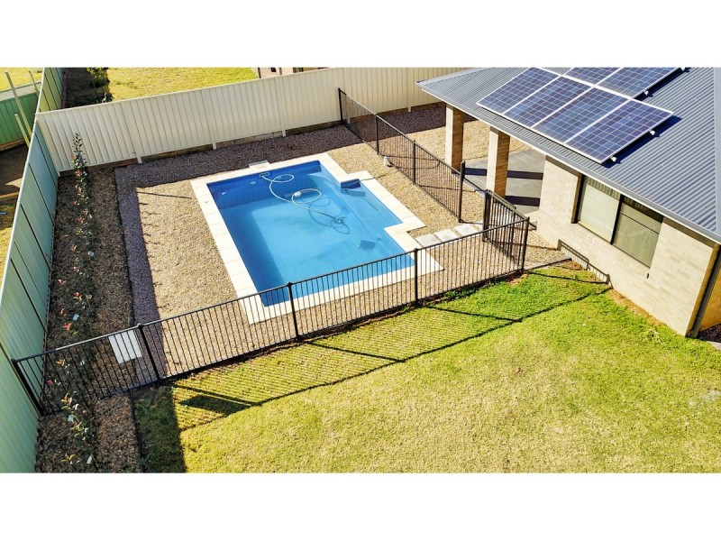 16 Volta Avenue, Dubbo NSW 2830