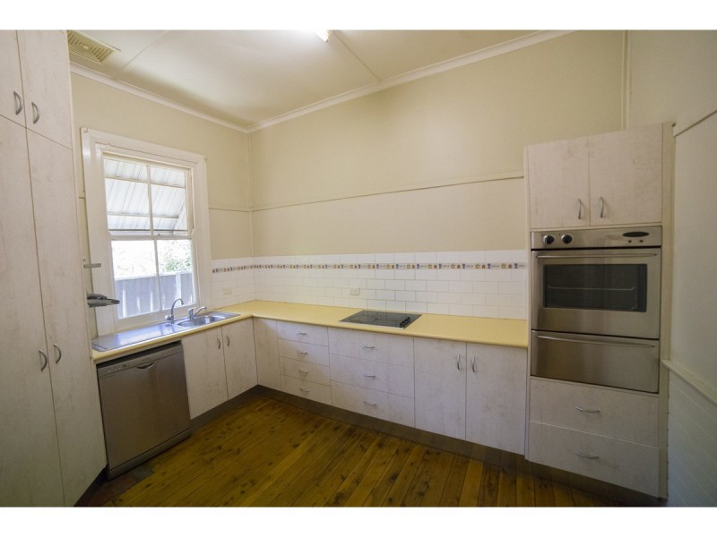 112 Wingewarra Street, Dubbo NSW 2830