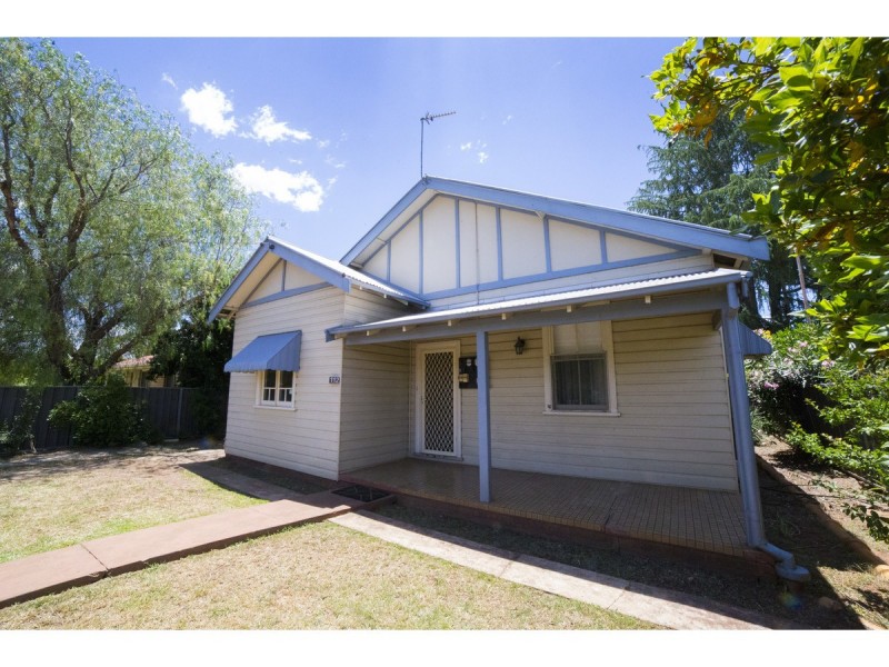 112 Wingewarra Street, Dubbo NSW 2830