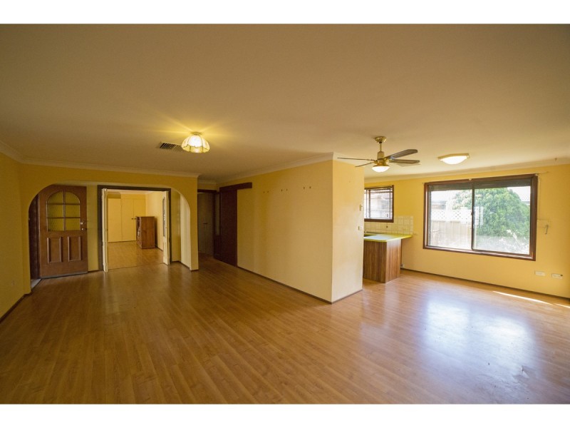 7 Rainbow Place, Dubbo NSW 2830