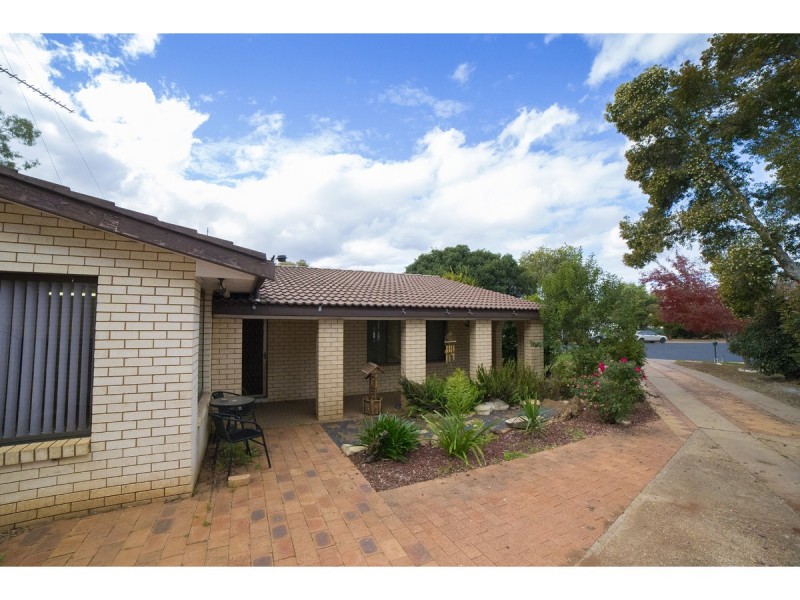 7 Rainbow Place, Dubbo NSW 2830