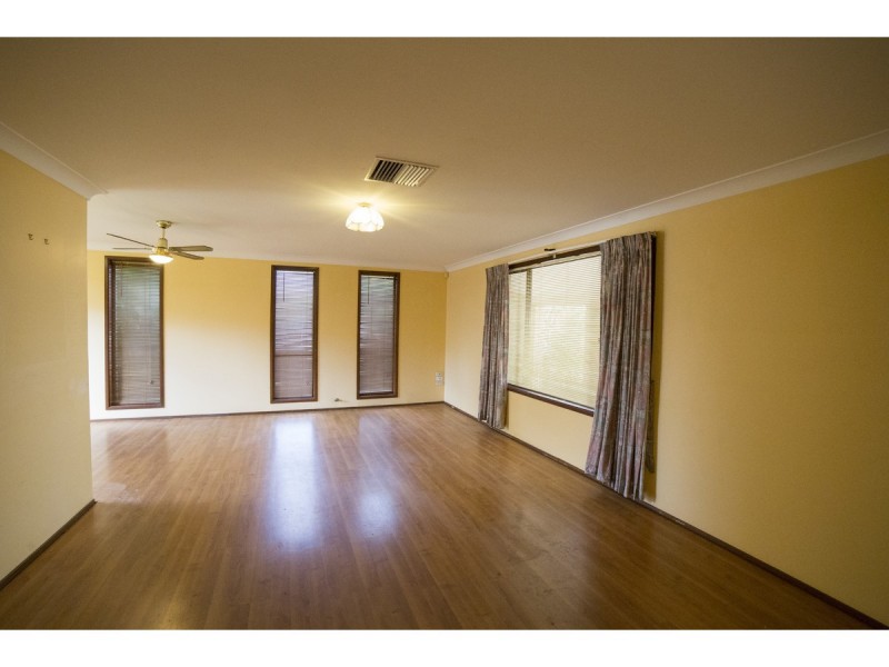 7 Rainbow Place, Dubbo NSW 2830