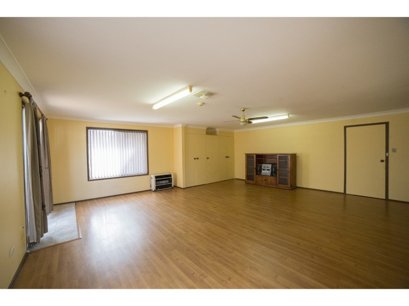 7 Rainbow Place, Dubbo NSW 2830