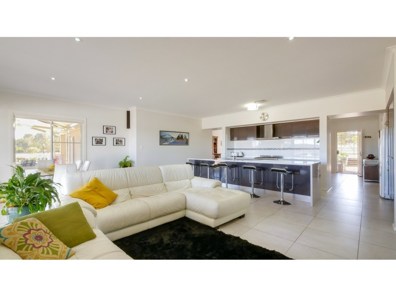 36 Torryburn Way, Dubbo NSW 2830