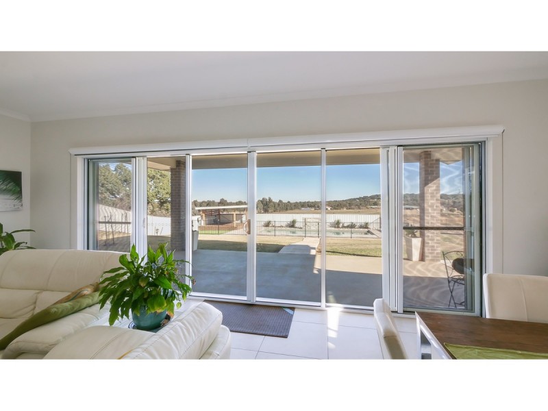 36 Torryburn Way, Dubbo NSW 2830