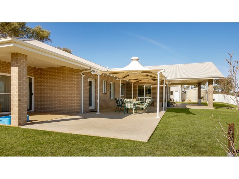 36 Torryburn Way, Dubbo NSW 2830