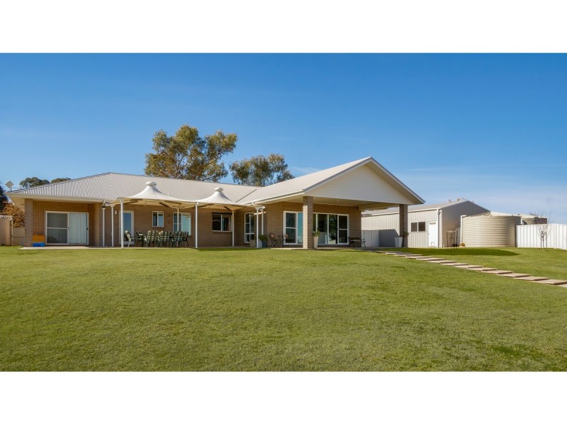 36 Torryburn Way, Dubbo NSW 2830