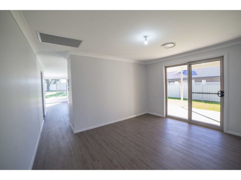 30 Apsley Crescent, Dubbo NSW 2830