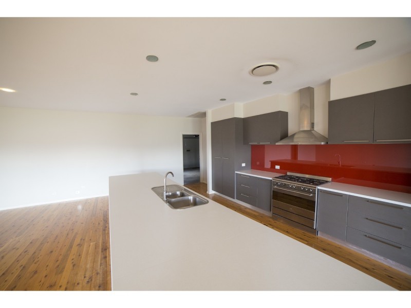 108 Maple Crescent, Narromine NSW 2821