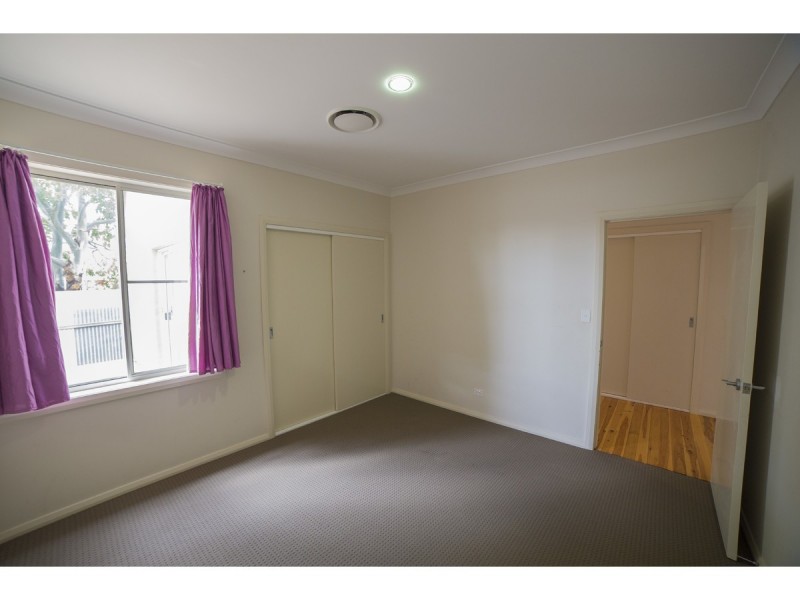 108 Maple Crescent, Narromine NSW 2821