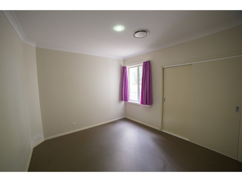 108 Maple Crescent, Narromine NSW 2821