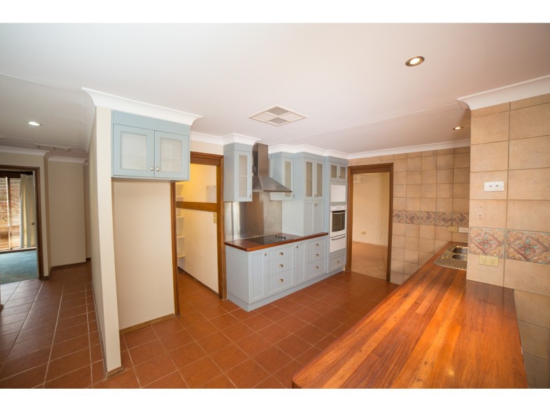 29 Sheraton Road, Dubbo NSW 2830