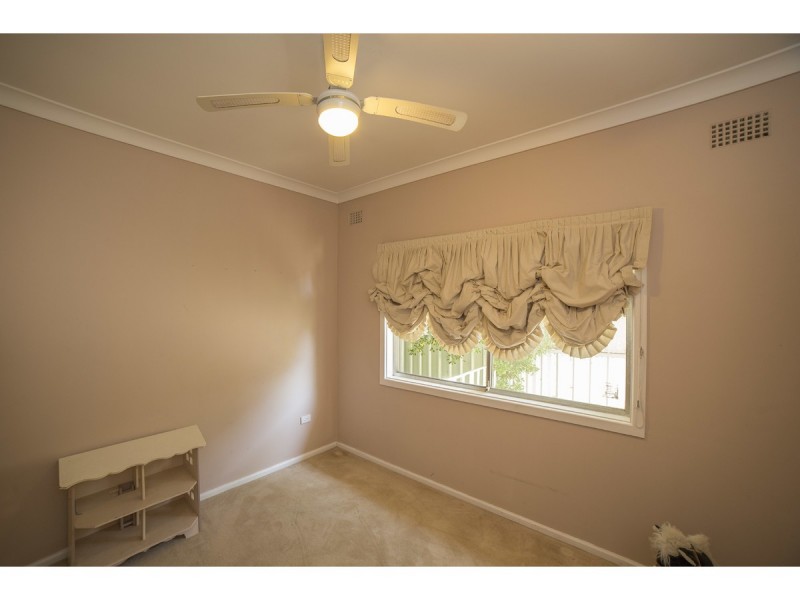 16 Strickland Street, Dubbo NSW 2830