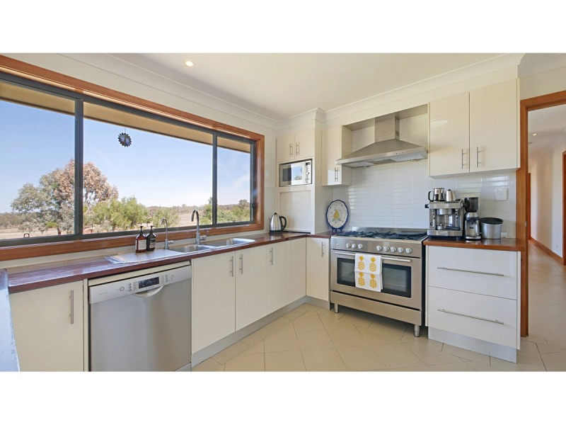 11L Oakdene Road, Dubbo NSW 2830