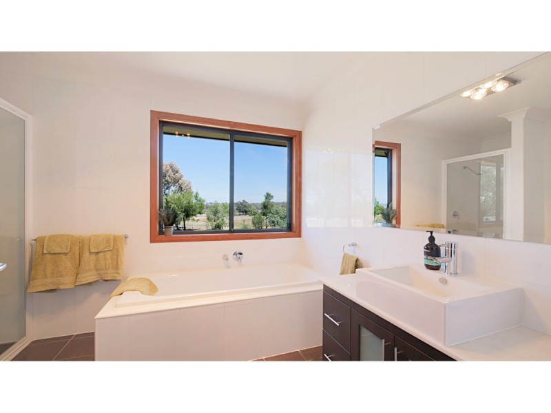 11L Oakdene Road, Dubbo NSW 2830