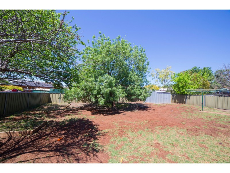 14 Catchpole Close, Dubbo NSW 2830