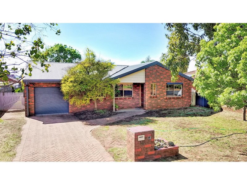 14 Davidson Drive, Dubbo NSW 2830