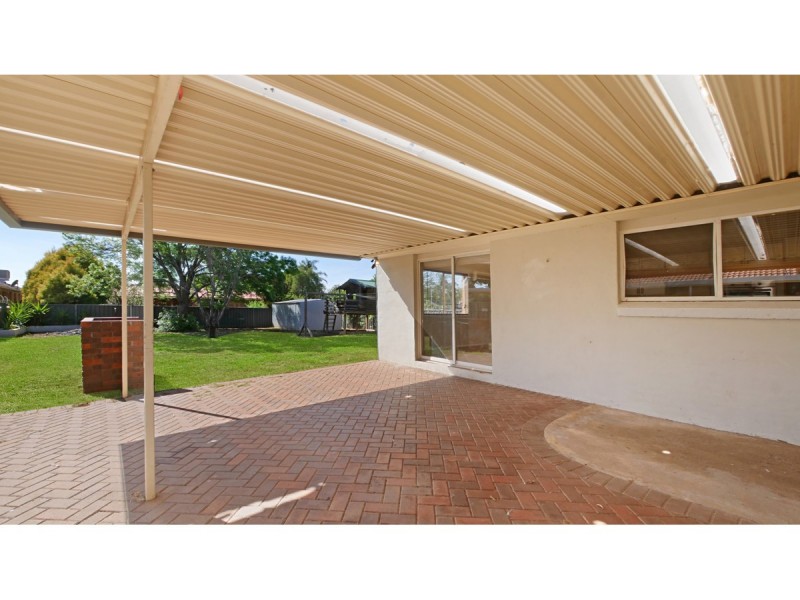 14 Davidson Drive, Dubbo NSW 2830