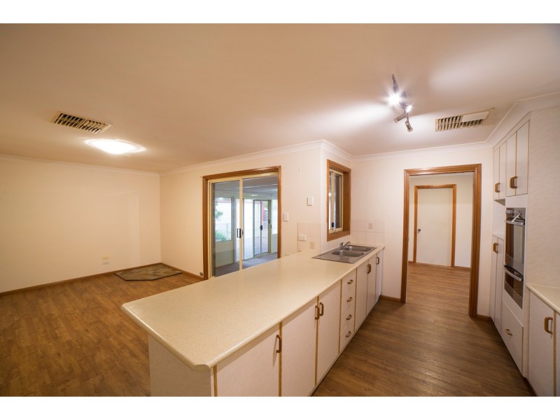 29 Jacqueline Drive, Dubbo NSW 2830