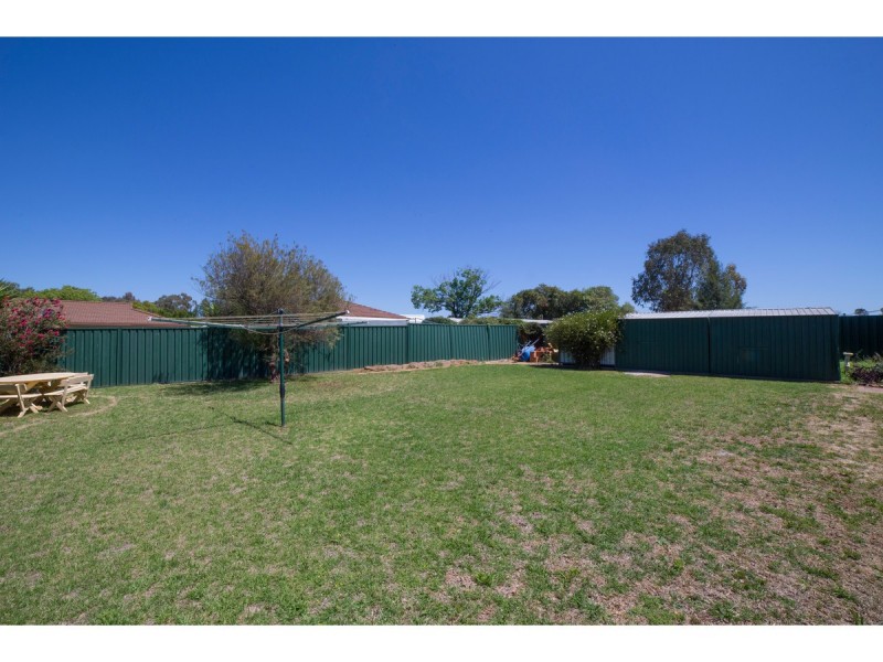 8 Currawong Road, Dubbo NSW 2830