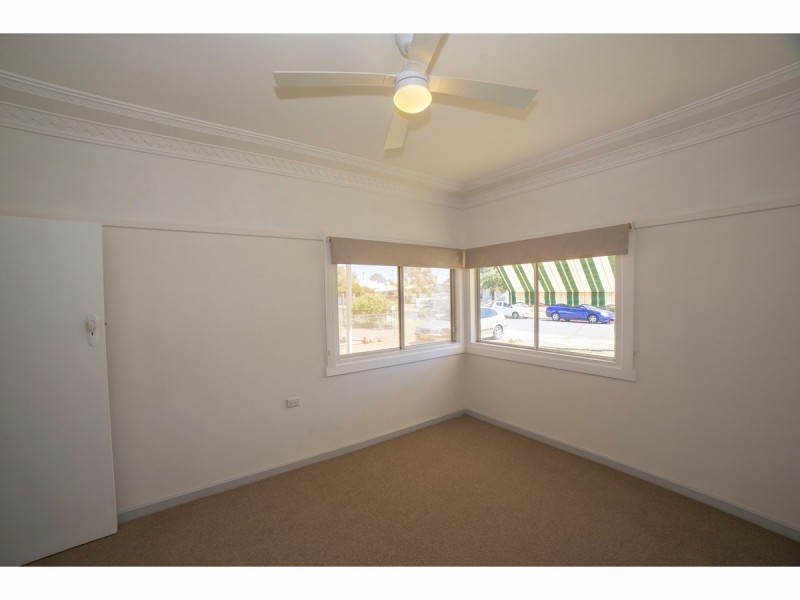 8 Marsden Street, Dubbo NSW 2830