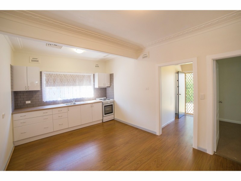 8 Marsden Street, Dubbo NSW 2830