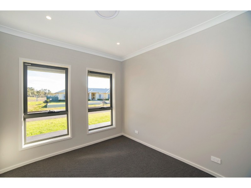 2 Avalon Place, Dubbo NSW 2830