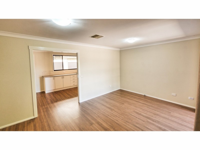 20 Villiers Avenue, Dubbo NSW 2830