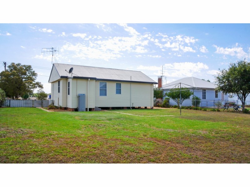 110 Alagalah Street, Narromine NSW 2821