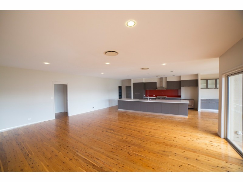 108 Maple Crescent, Narromine NSW 2821