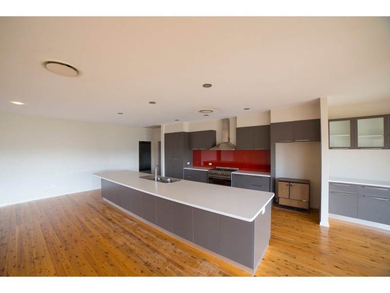 108 Maple Crescent, Narromine NSW 2821