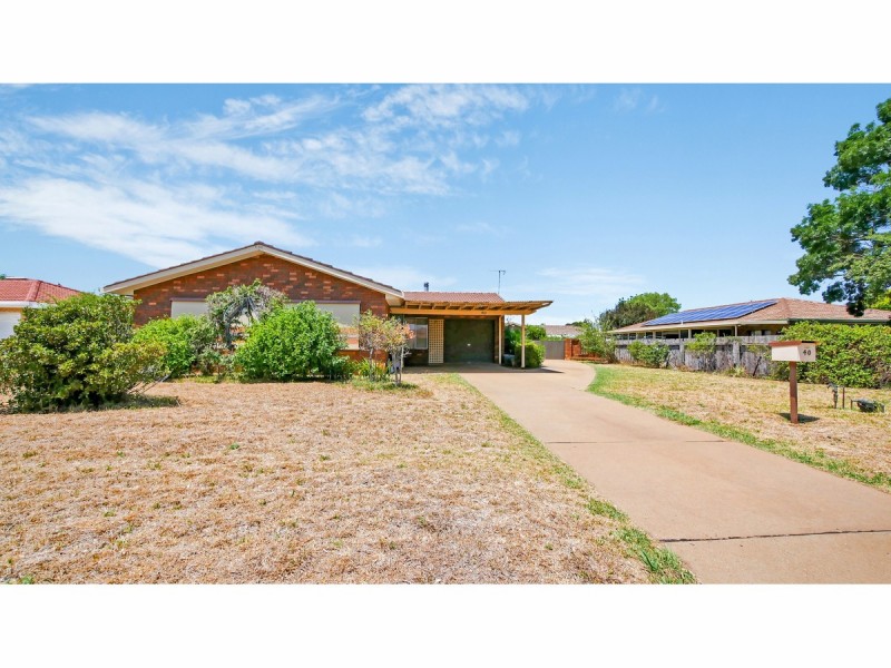 40 Royal Parade, Dubbo NSW 2830
