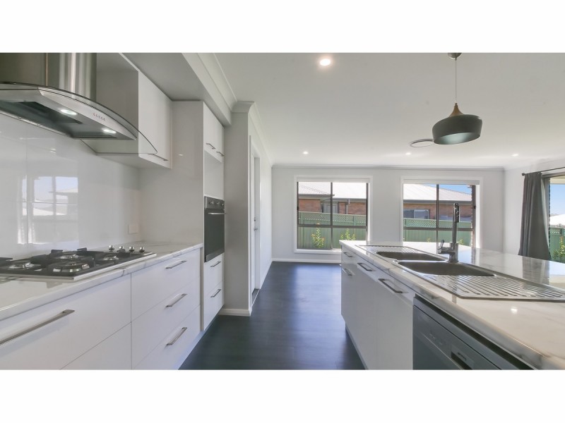 15 Eddy Court, Dubbo NSW 2830