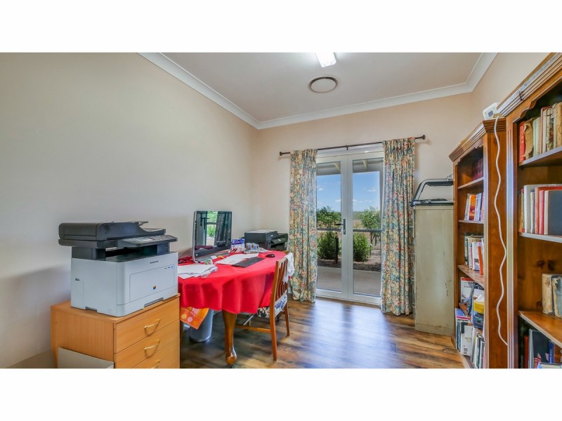4R Oakdene Road, Dubbo NSW 2830