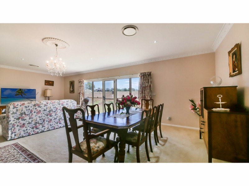 4R Oakdene Road, Dubbo NSW 2830