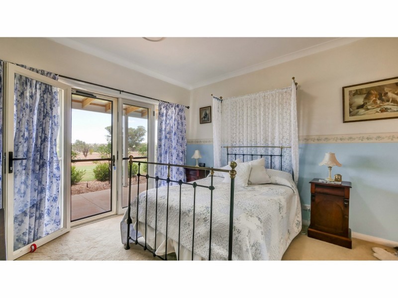 4R Oakdene Road, Dubbo NSW 2830