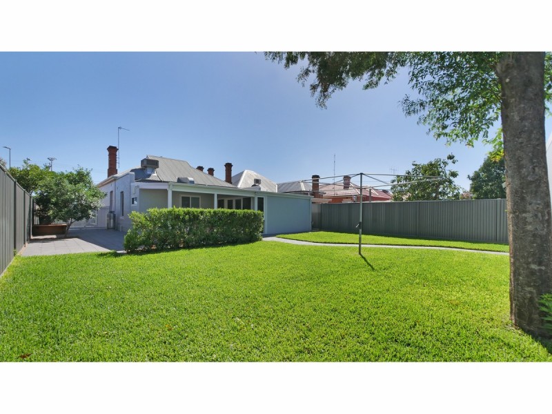 135 Wingewarra Street, Dubbo NSW 2830