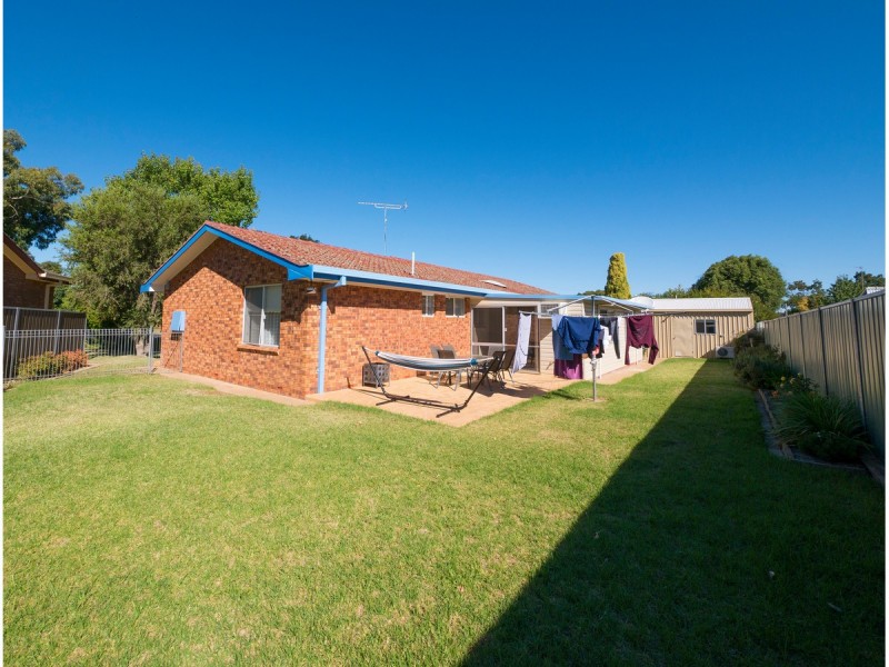 2 Garnet Street, Dubbo NSW 2830