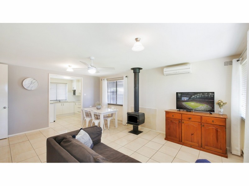 6 Spears Drive, Dubbo NSW 2830
