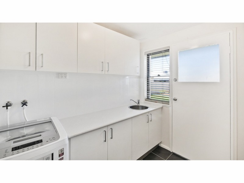 6 Spears Drive, Dubbo NSW 2830
