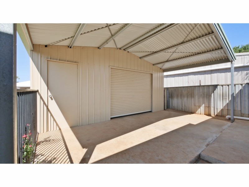6 Spears Drive, Dubbo NSW 2830