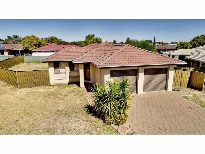 18 Thornett Place, Dubbo NSW 2830