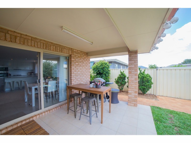 4B Keswick Parkway, Dubbo NSW 2830