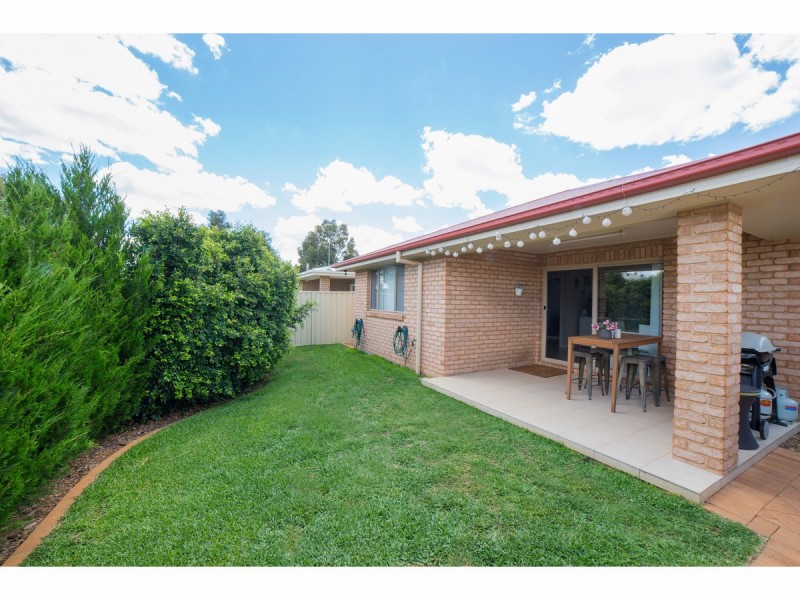 4B Keswick Parkway, Dubbo NSW 2830