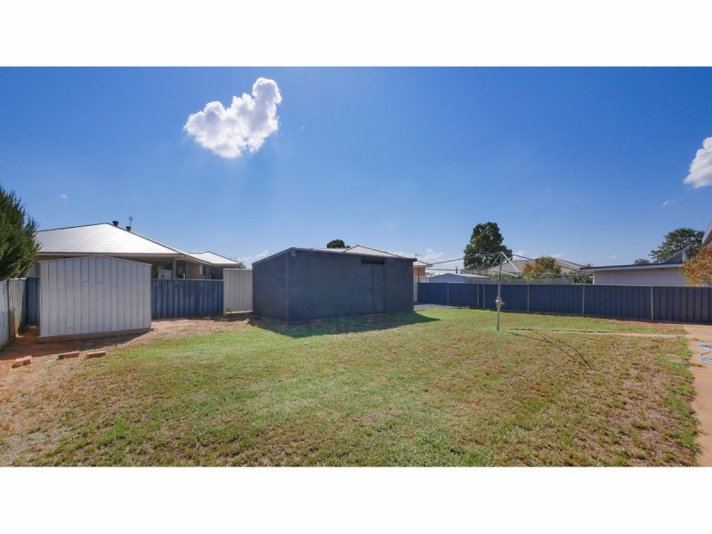 25 Spears Drive, Dubbo NSW 2830