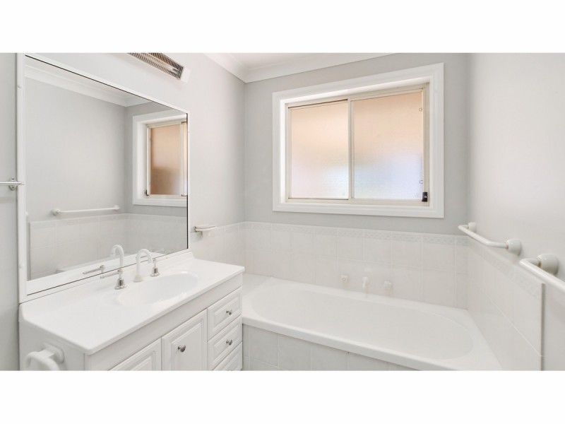 13 Rosella Street, Dubbo NSW 2830