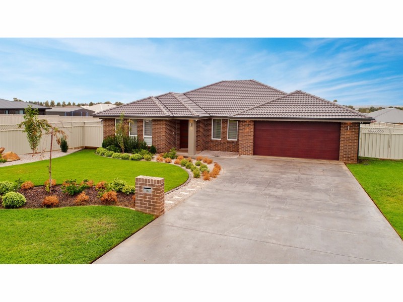 10 Hovea Court, Dubbo NSW 2830