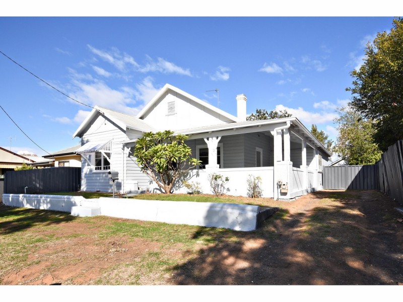 21 Macleay Street, Dubbo NSW 2830