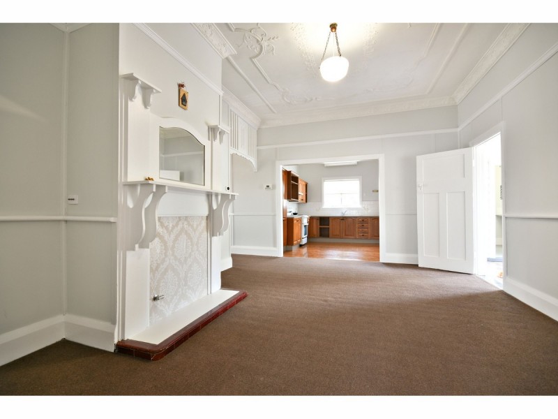 21 Macleay Street, Dubbo NSW 2830